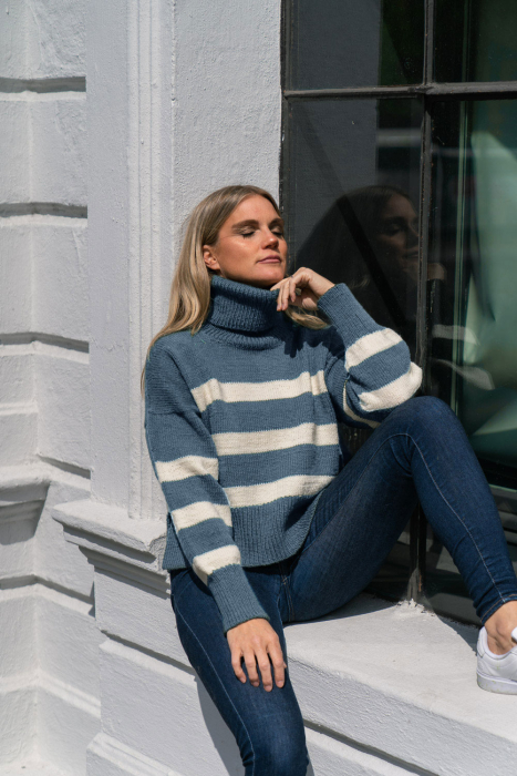 Minnie Genser Lys Denim