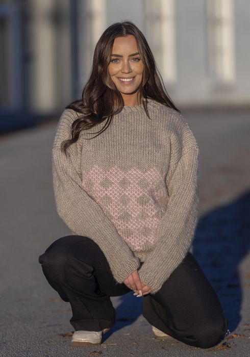 Elvia Genser 2103-6