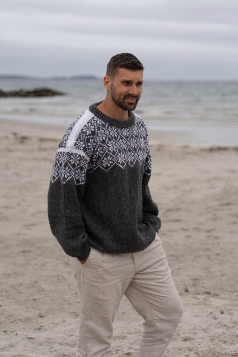 Aron Tröja