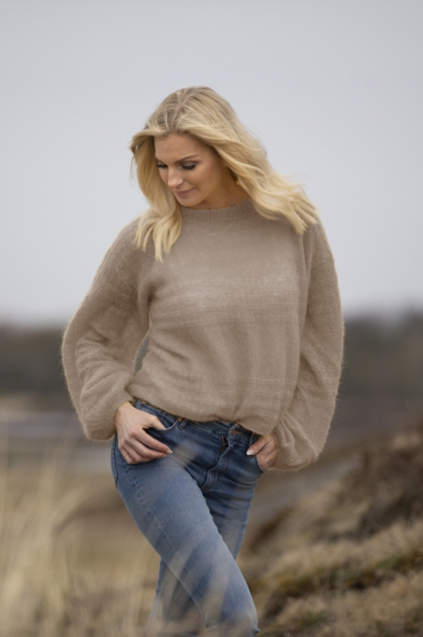 Viking - Sigrid Genser Beige 2012-5a