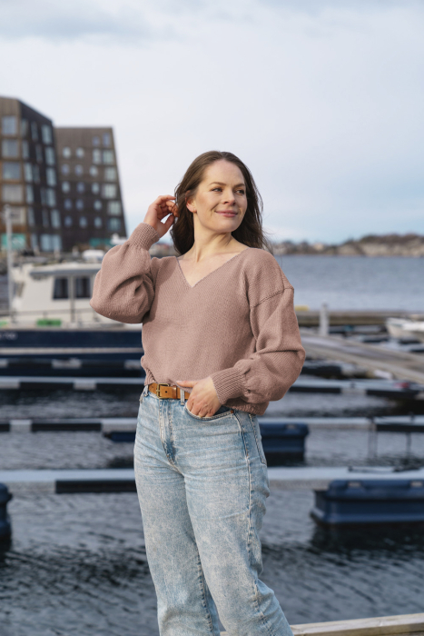 Amanda Genser Beige Rose (merino)