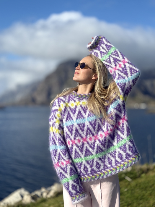 Hakiri Genser by Ingrid Raadim x HOY IR 04-10